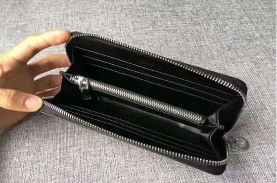 人気セール定番FERRAGAMO フェラガモ 偽物 66A070 686027 メンズ ラウンドファスナー 多機能 長財布 プレゼント