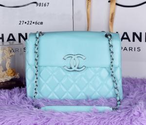2014 CHANEL シャネル ムダな装飾を排したデザイン 大人気！ショルダーバッグ 90167