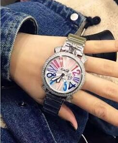 上品な大人感も演出してくれる　GaGa MILANO　ガガミラノ　春夏新作　ダイヤモンド装飾　腕時計　2016.