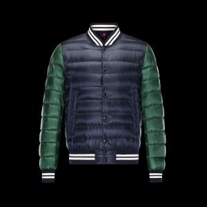 2017秋冬 MONCLER モンクレール ダウンジャケット美品！