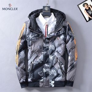 iȎ MONCLER100%Viۏ؃N[Ɋ18 3FI _EWPbg