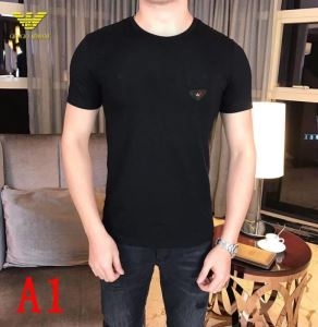 今回注目度No.1　アルマーニtシャツメンズコピー ARMANIスーパーコピー　涼しい着心地快適にオシャレ　毎年定番オールシーズンに使えるアイテム