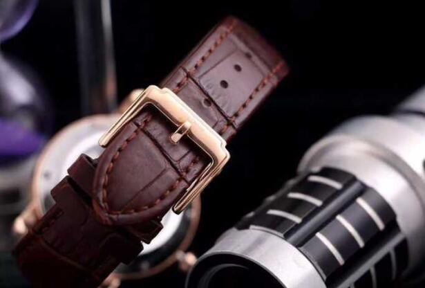 ULYSSE nardin 時計 クラシコ ルナ 人気セール定番 男性用腕時計 ユリスナルダン コピー メンズ ブラック ホワイト ゴールド 5色可選